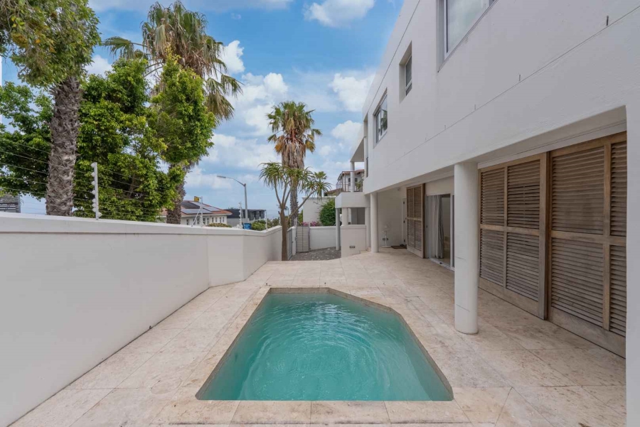 4 Bedroom Property for Sale in Camps Bay Western Cape